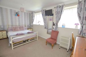 Photo 5- click for photo gallery